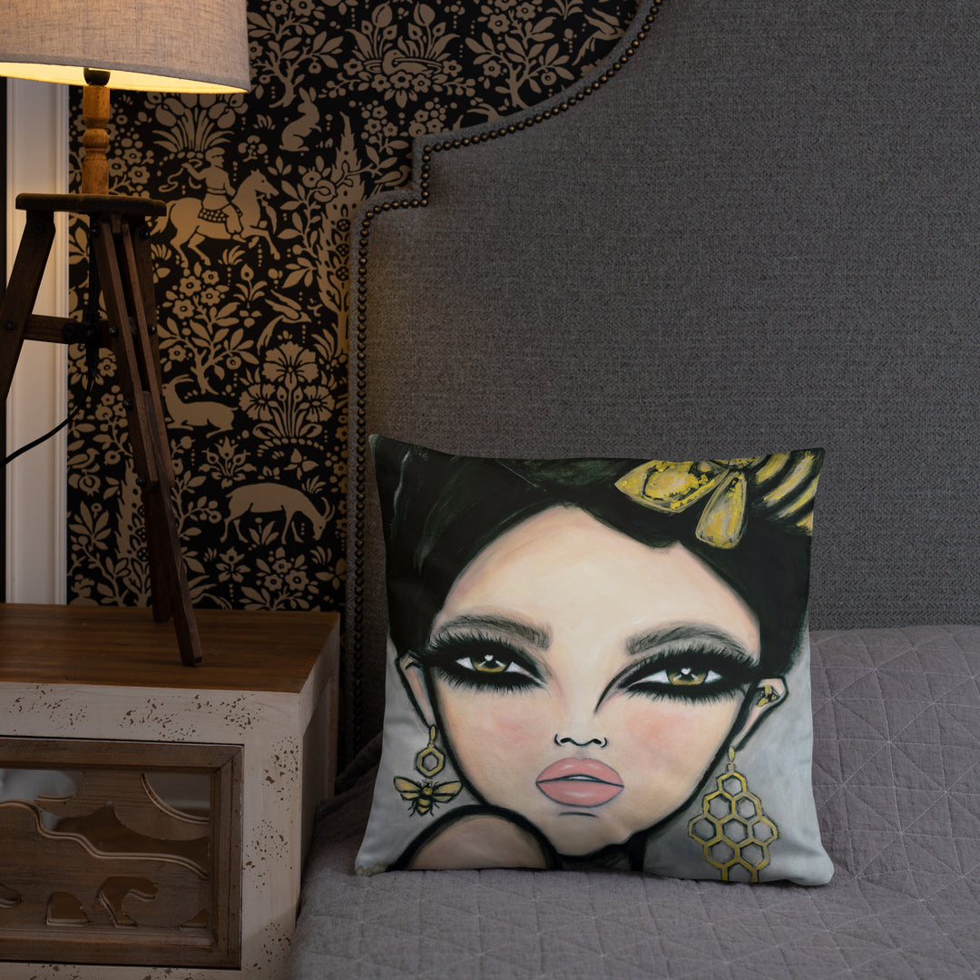 Pillow (stuffed) Queen Bee | Symphony in White
