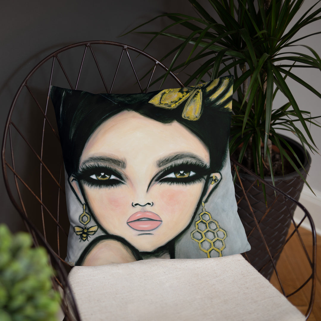 Pillow (stuffed) Queen Bee | Symphony in White