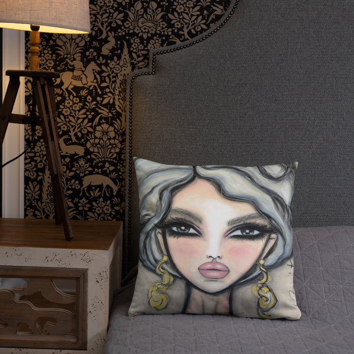 Pillow (stuffed) Queen Bee | Symphony in White