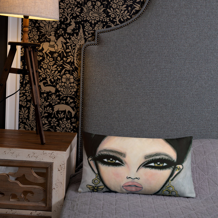 Pillow (stuffed) Queen Bee | Symphony in White