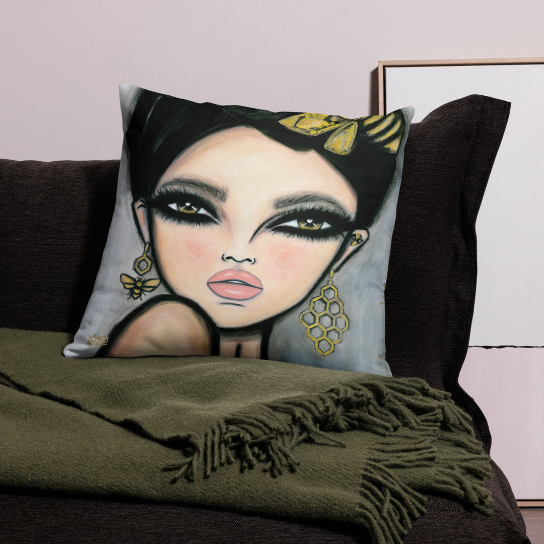 Pillow (stuffed) Queen Bee | Symphony in White
