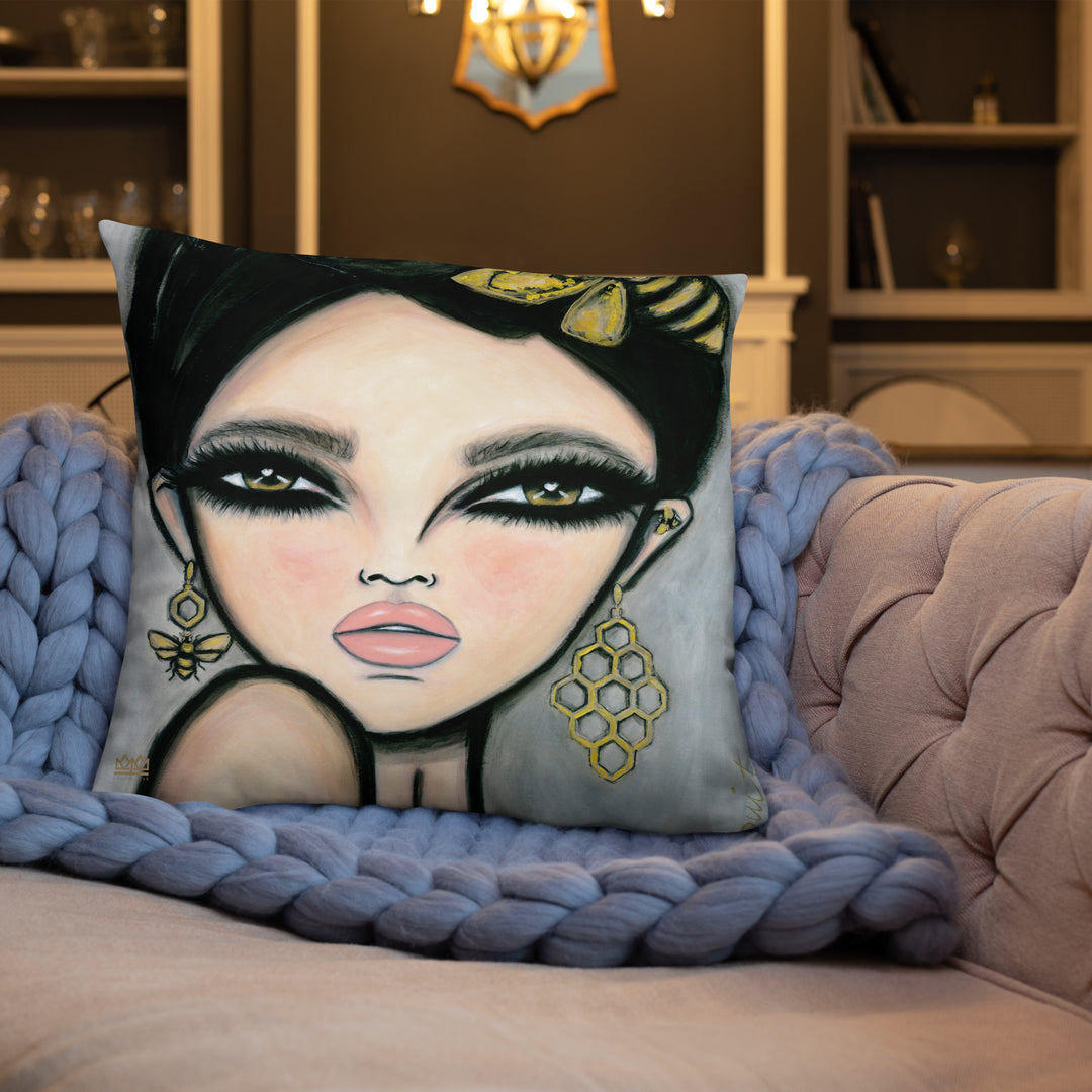 Pillow (stuffed) Queen Bee | Symphony in White