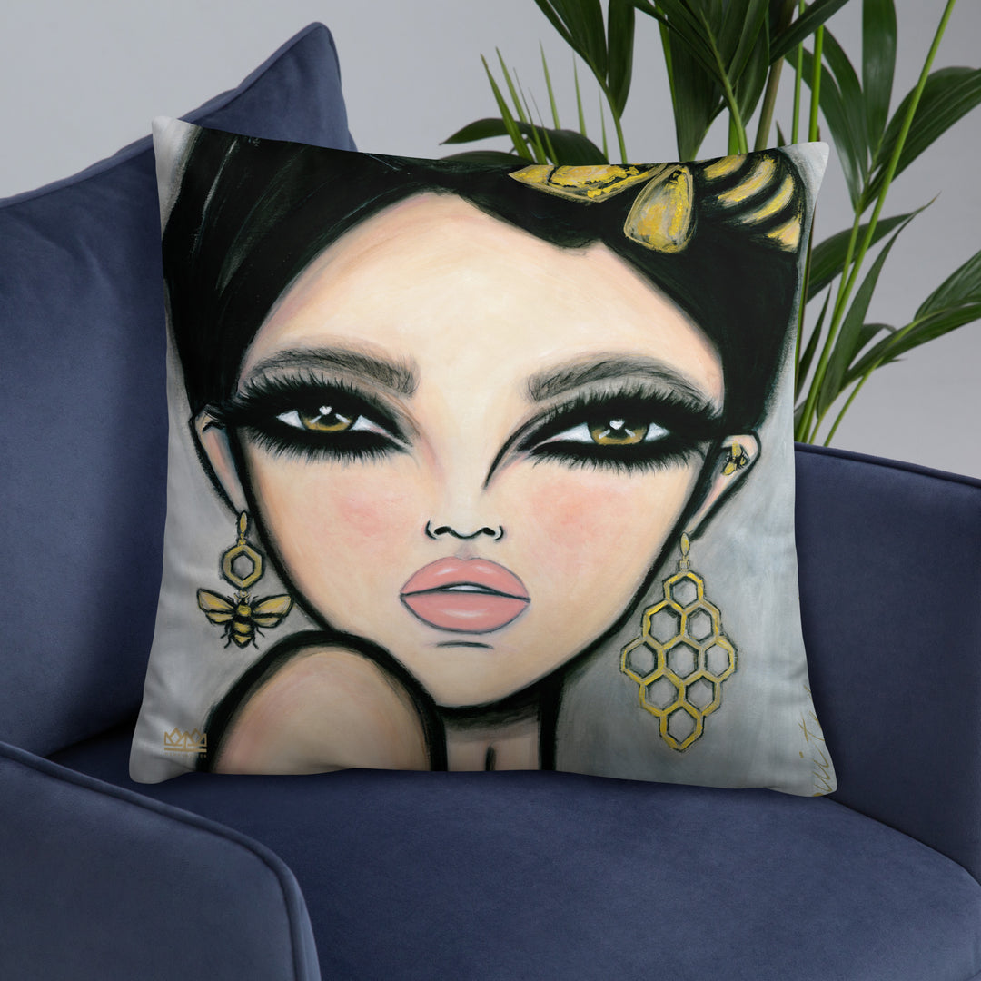 Pillow (stuffed) Queen Bee | Symphony in White